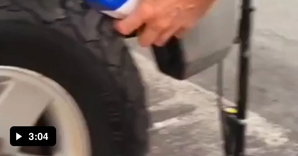 Smart way to remove parking boot with ball! 9GAG