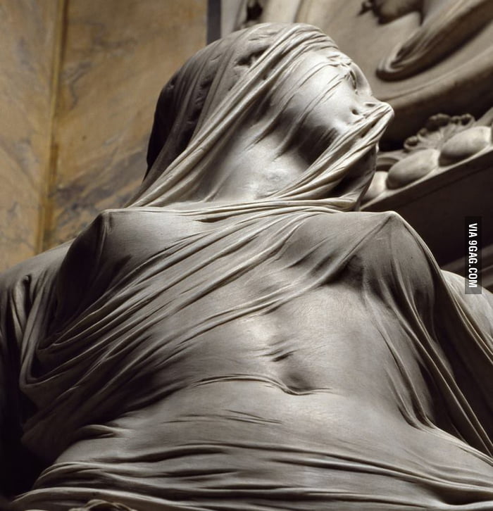 9gag sculpture