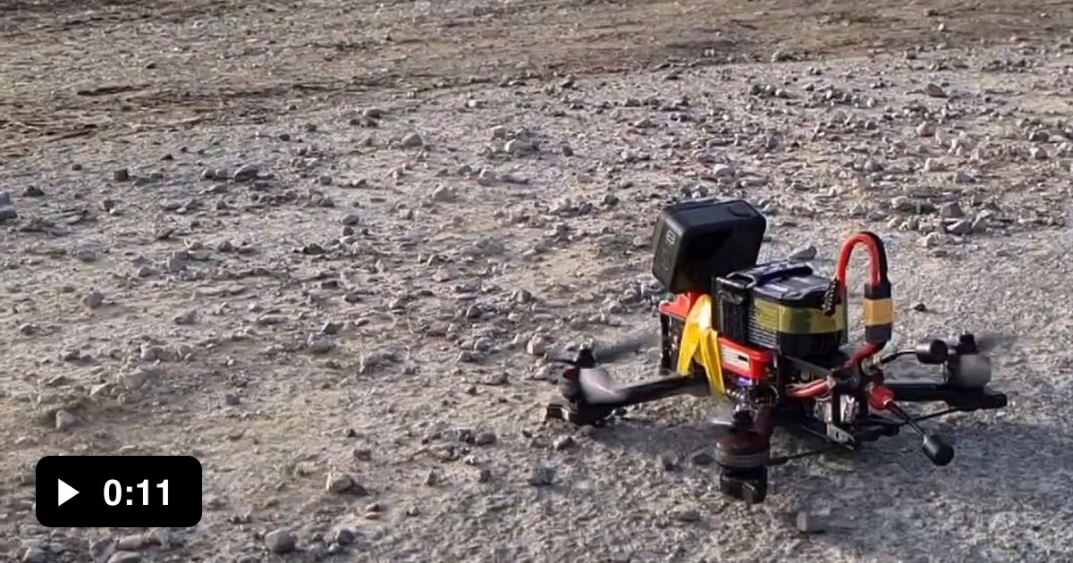 My fpv drone taking off ( ワ )ノʸᵉᵃʰᵎ 9GAG