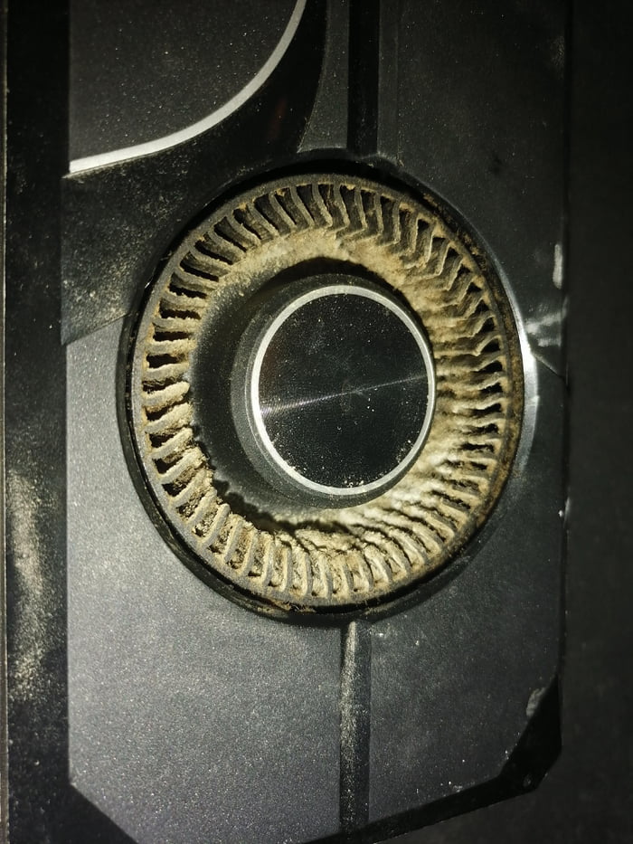 Daily reminder to clean your gpu fans 9GAG