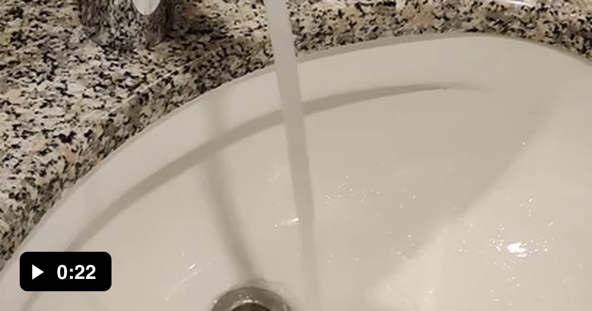 The faucet is litterally turning itself on by turning off 9GAG