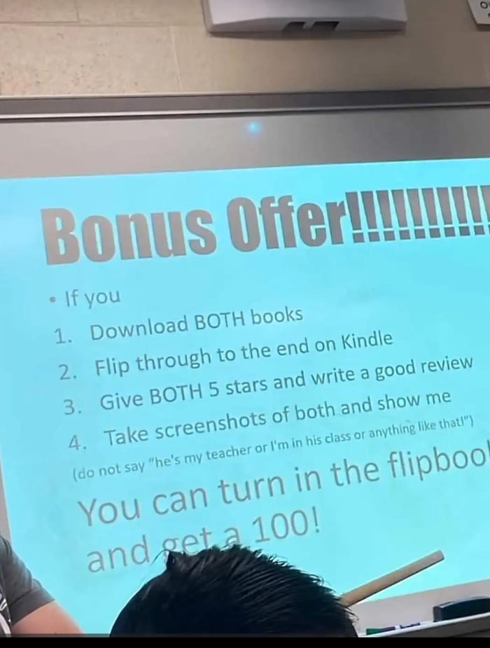 Texas teacher offers top scores in exchange for fake book reviews 9GAG