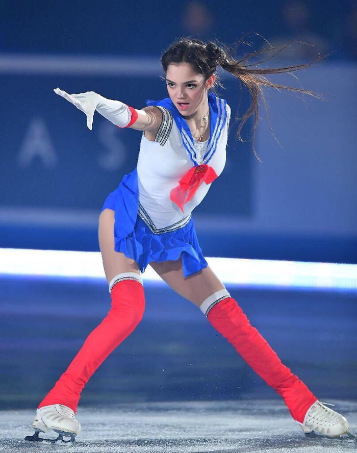 Russian Ice Skater Evgenia Medvedeva Skating To Sailer Moon 9gag