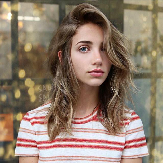 Emily Rudd - 9GAG