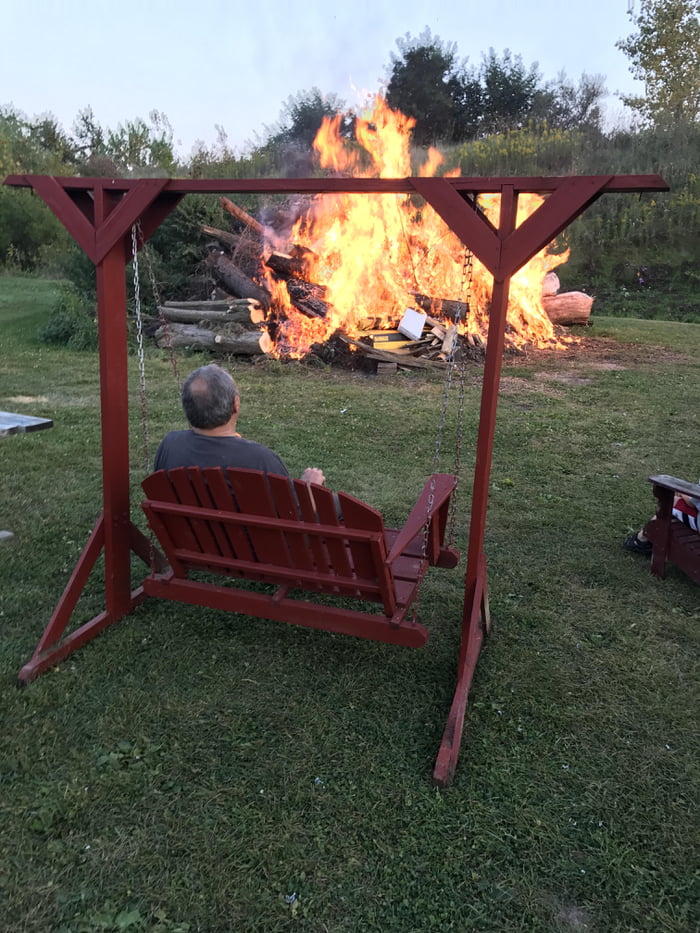 My Dad Wanted A Nice Night With A Fire Pit I Built Him A Bonfire