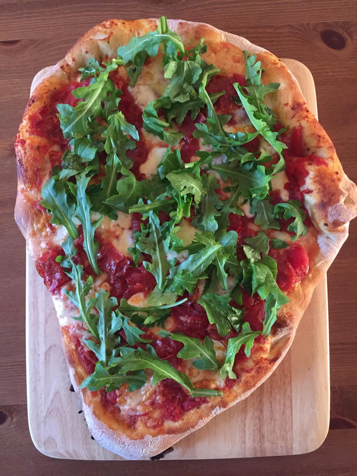 Soppressata Arugula Pizza 9GAG