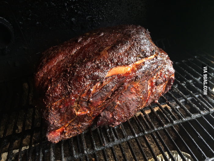 Low and Slow Smoked Pork Shoulder - 9GAG