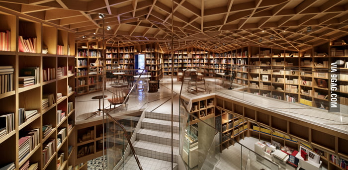 Nice library… where is it? - 9GAG