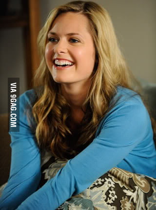 Maggie Lawson Images