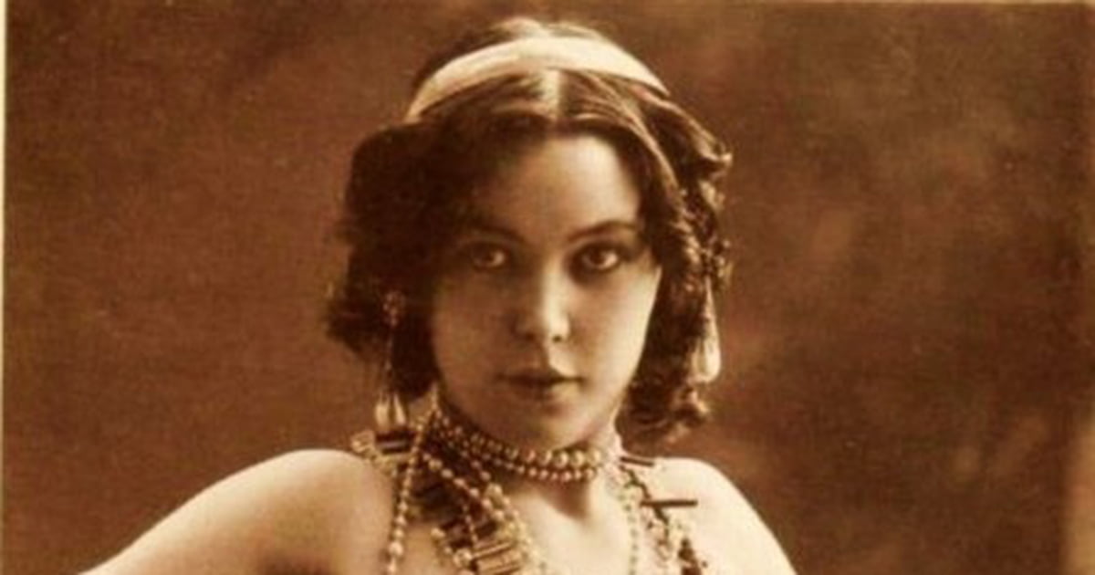 1920s belly dancer - 9GAG