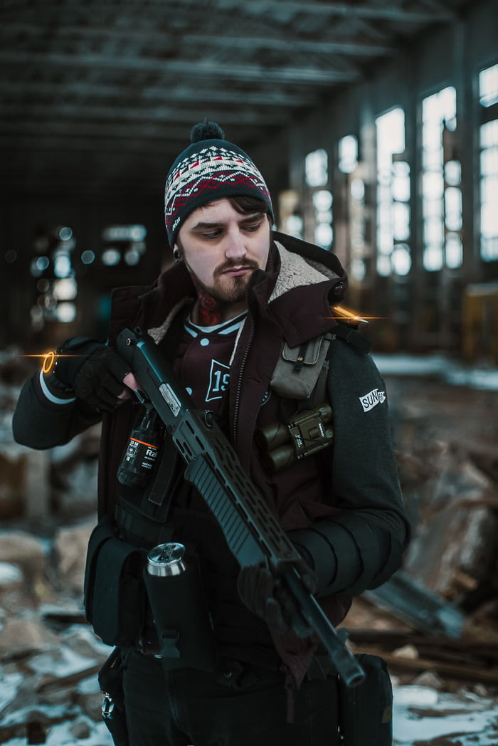 My tom clancy's the division cosplay - 9GAG