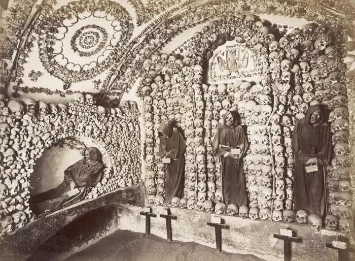 Romes Capuchin Crypt Circa Gag