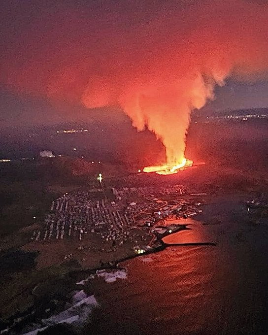 Aerial Photo Of Grindavík, Iceland, After The New Fissure Started To ...