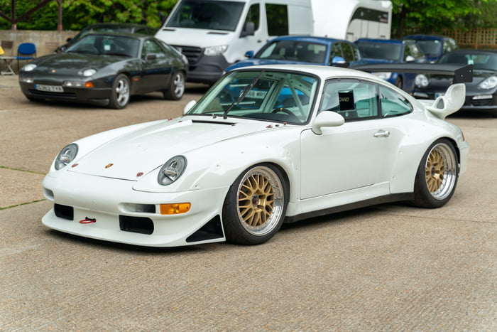 Porsche 993 GT2 R - 9GAG