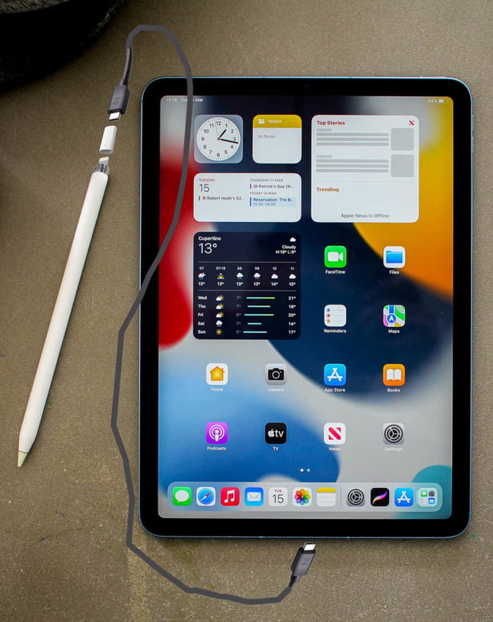 The new iPad 10 that has a USB-C port, but can only use Apple pencil 1 ...