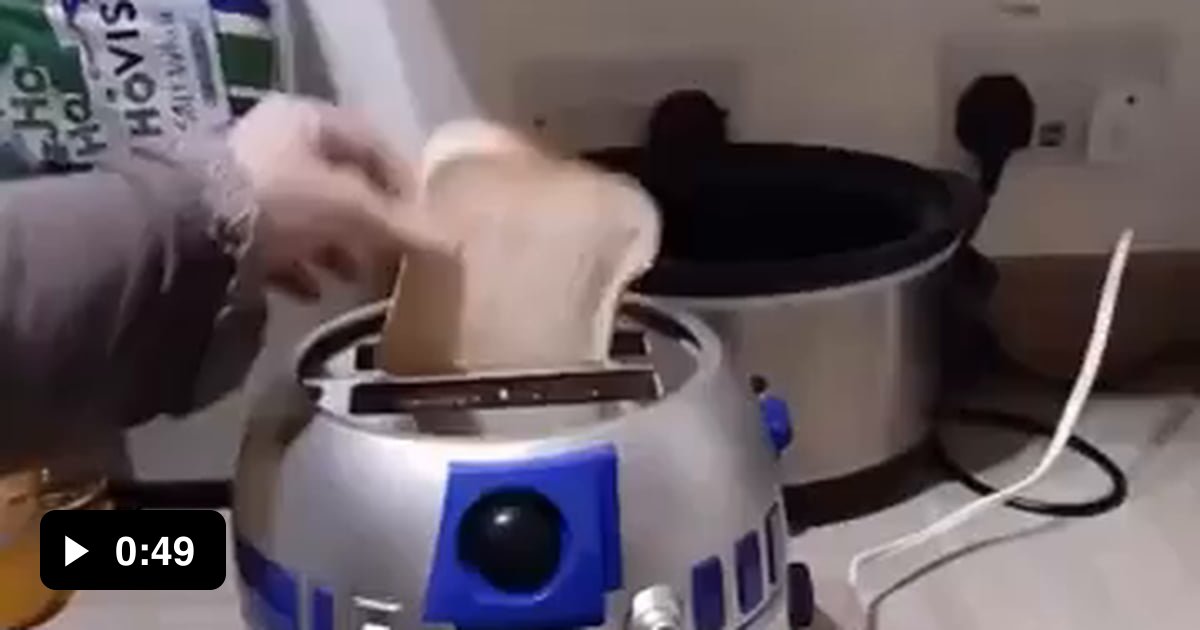 My R2D2 toaster went to the dark side - 9GAG