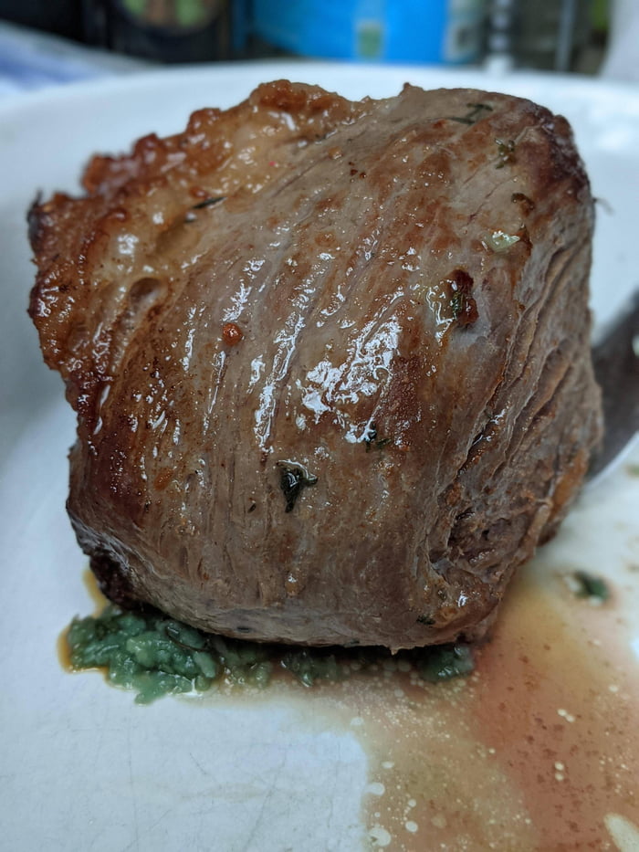 Sous vide and seared Garlic Butter Tri Tip 9GAG