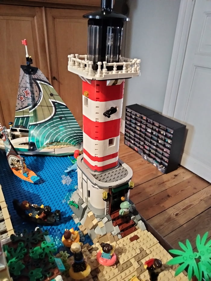 Lighthouse MoC Combined From 5770 And 70431 9GAG