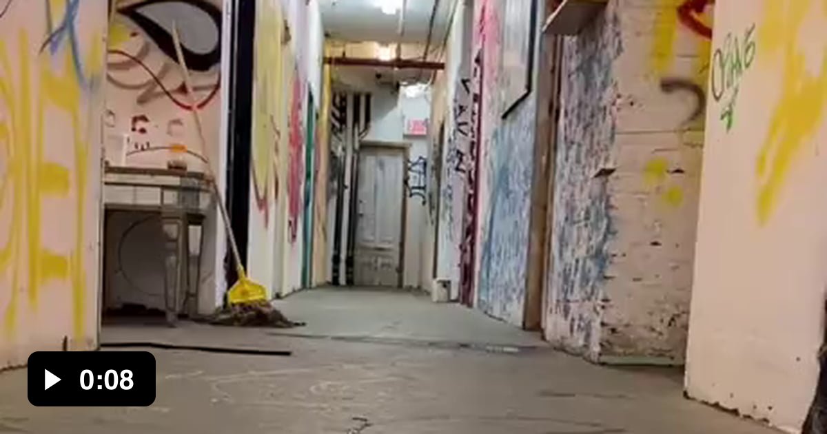 When i turn off the lights in the night 9GAG