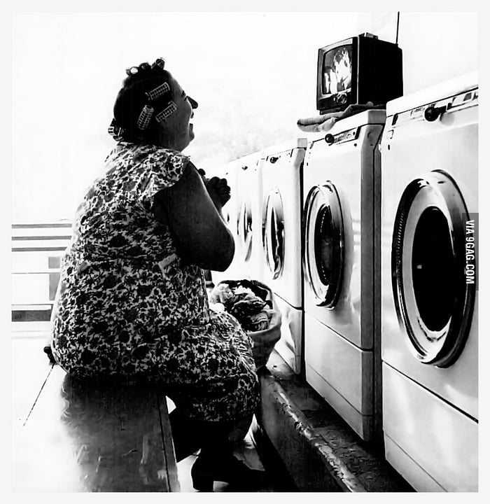 At the laundromat, 1965. 9GAG
