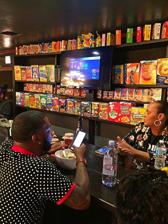 Cereal bar. - 9GAG