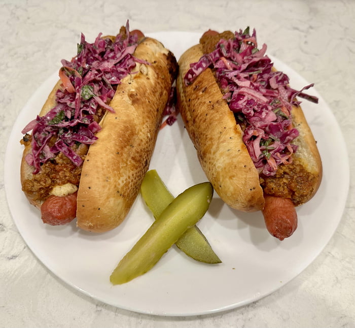 Carolina Dogs with beef and chorizo chili and cilantro slaw 9GAG