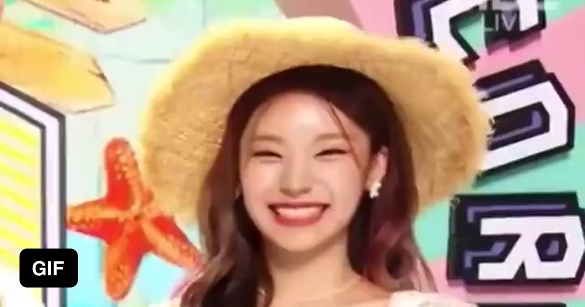 Yeji has one of the best smiles in Kpop 9GAG