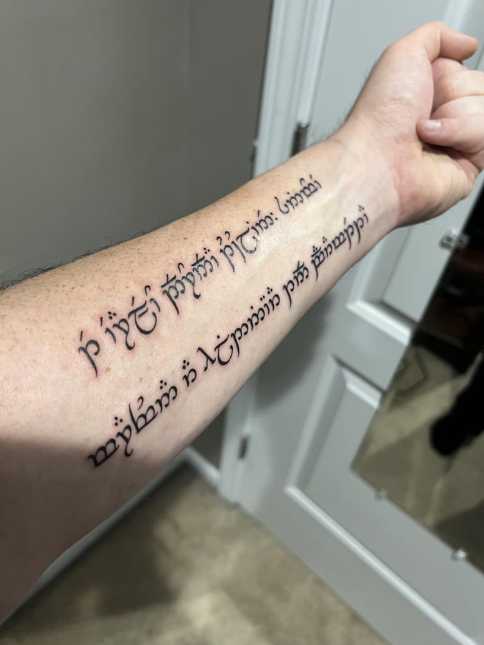 Elendils Oath Tattooed In Tengwar Sung By Aragorn In Sindarin At