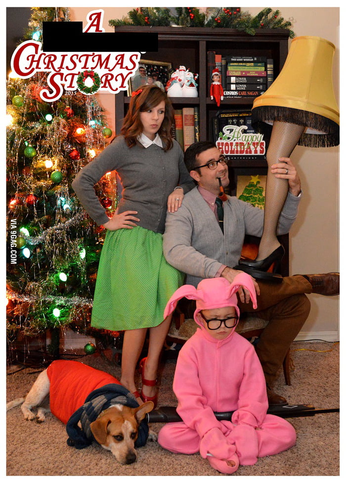 this family decided to do a movie themed christmas cards