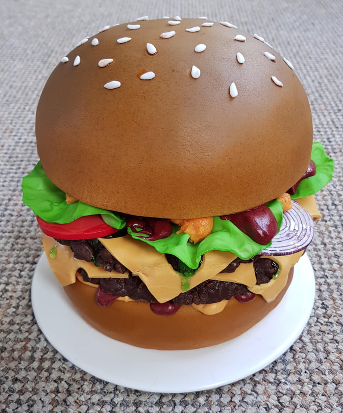 34 points - Hamburger cake - 9GAG has the best funny pics, gifs, videos, ga...