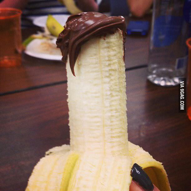 Matt Smith banana - 9GAG