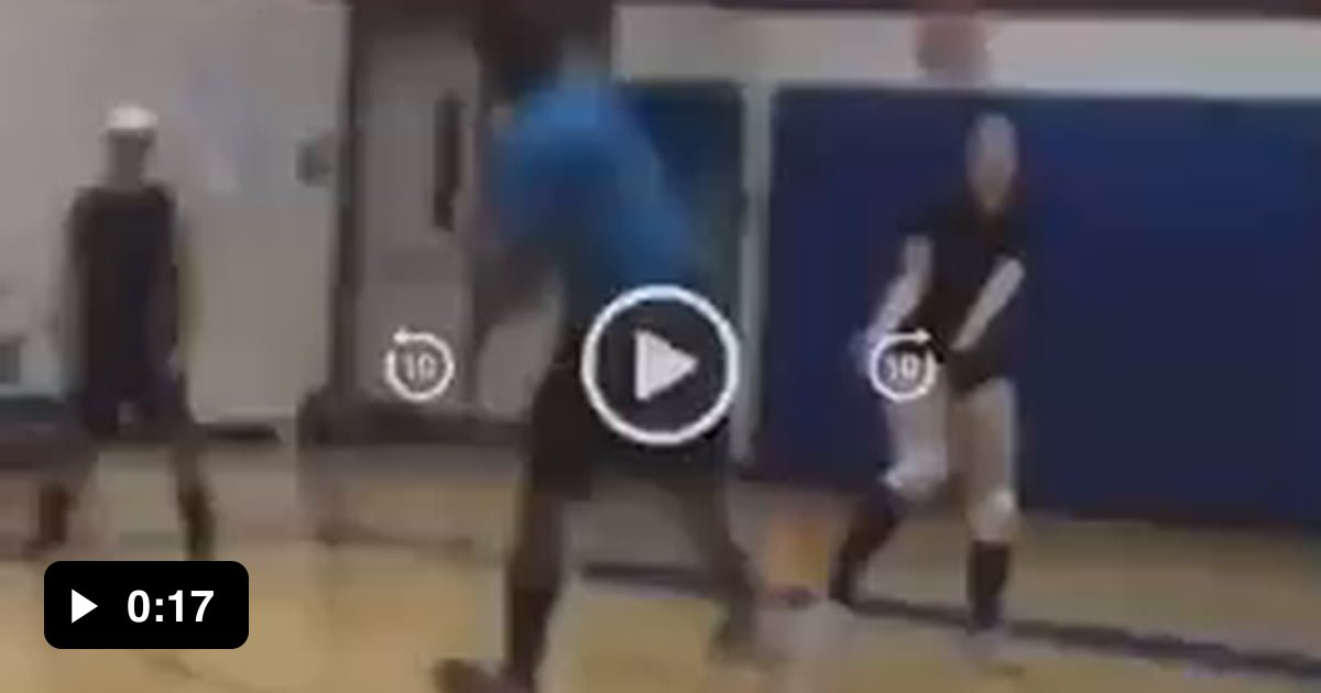 This guy's dodgeball skills 9GAG