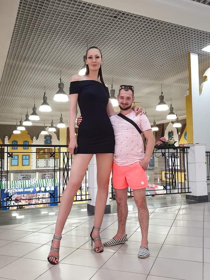 Russian Basketball Player Ekaterina Lisina With A Fan Gag