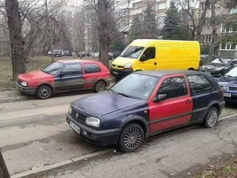 These 2 Cars Parked Next To Each Other In Bosnia 9gag