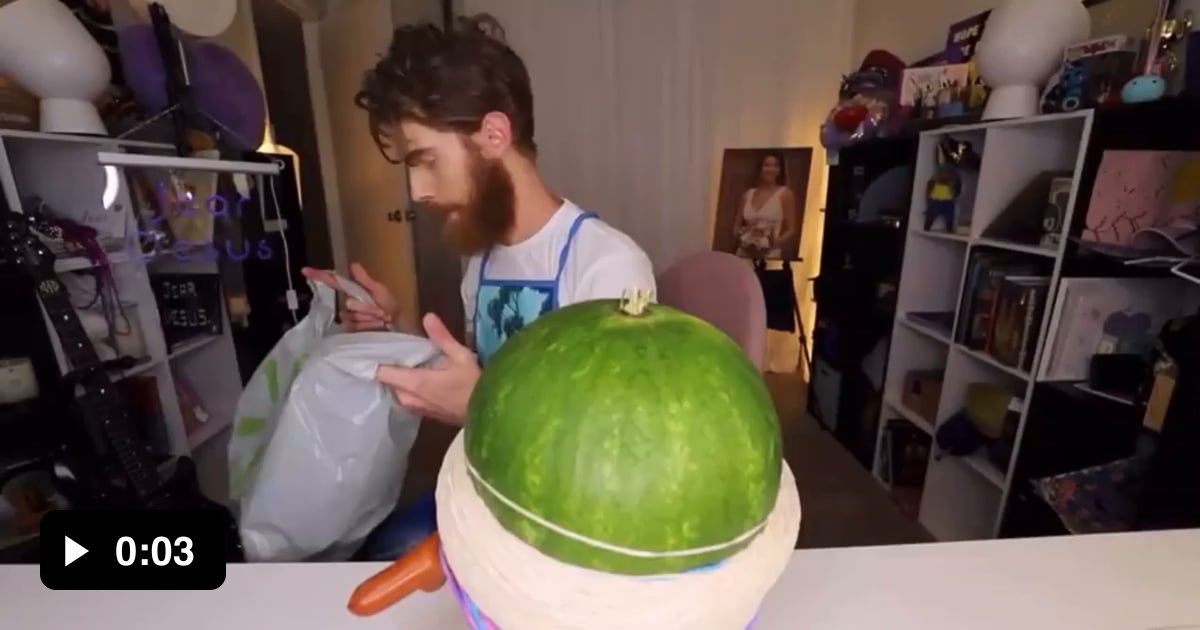 Watermelon rubber band fail - 9GAG