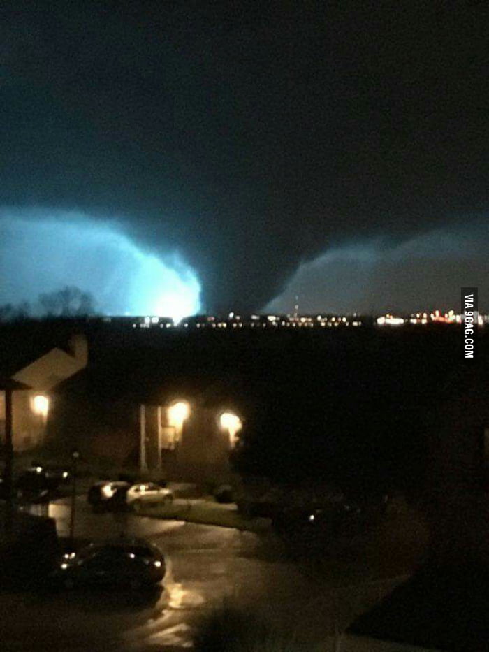 December 26, 2015 Tornado near Dallas TX USA 9GAG