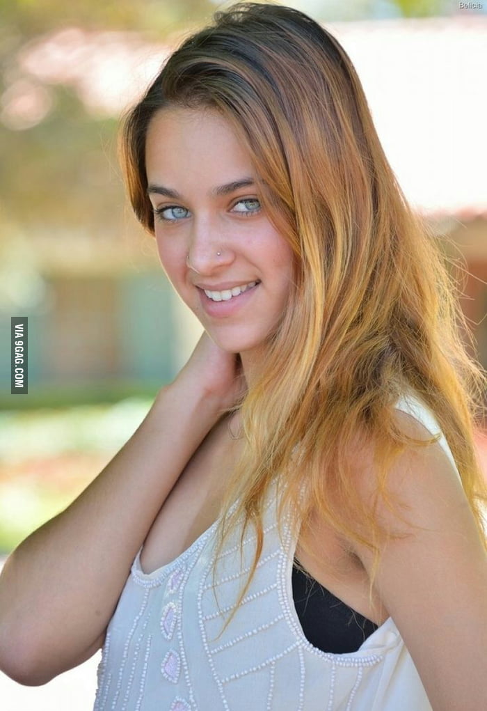 Uma Jolie 9gag 9599