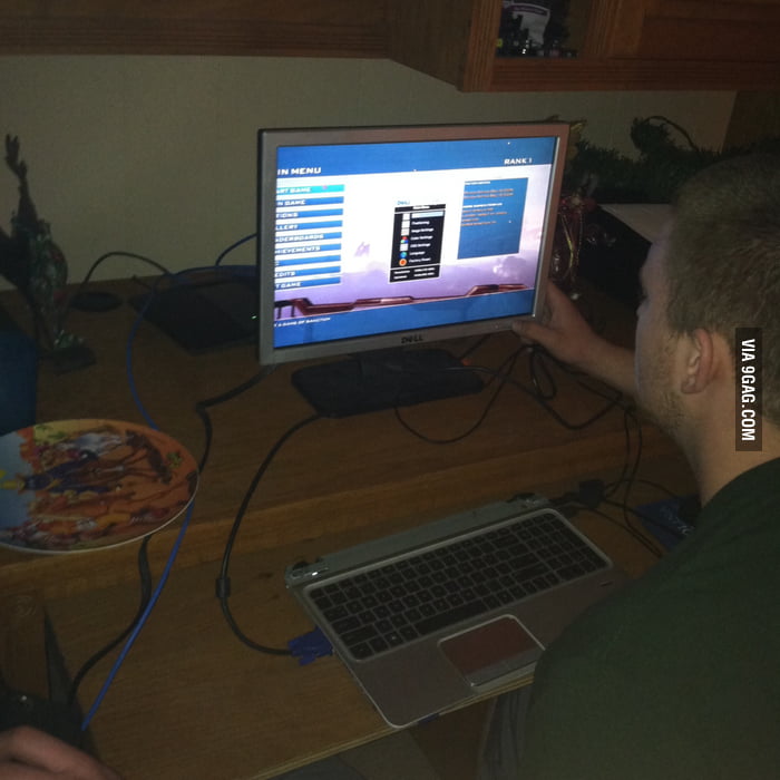 Half Computer Half laptop, half desktop. Halftop! - 9GAG