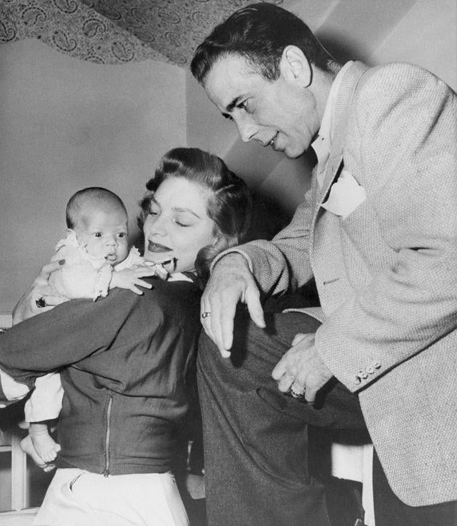 Bogart and Bacall - 1949 - 9GAG