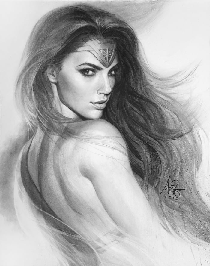 Jul 19 2015  Gal Gadot Wonder Woman Sketch  541x1062 PNG Download   PNGkit