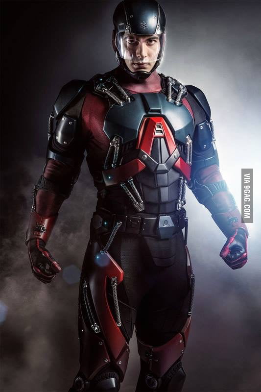Ray Palmer's ATOM suit from Arrow! Looks kinda okay. - 9GAG