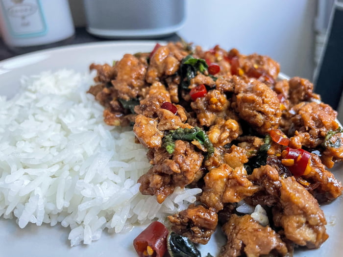 Thai Basil Chicken (Pad Kra Pao Gai) 9GAG