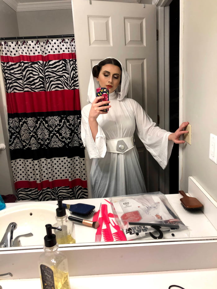 Princess Leia Cosplay May The 4th Be With You 9gag