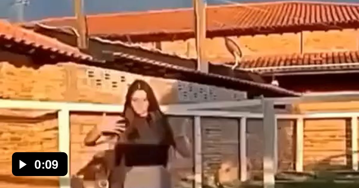 Who did it better? - 9GAG->