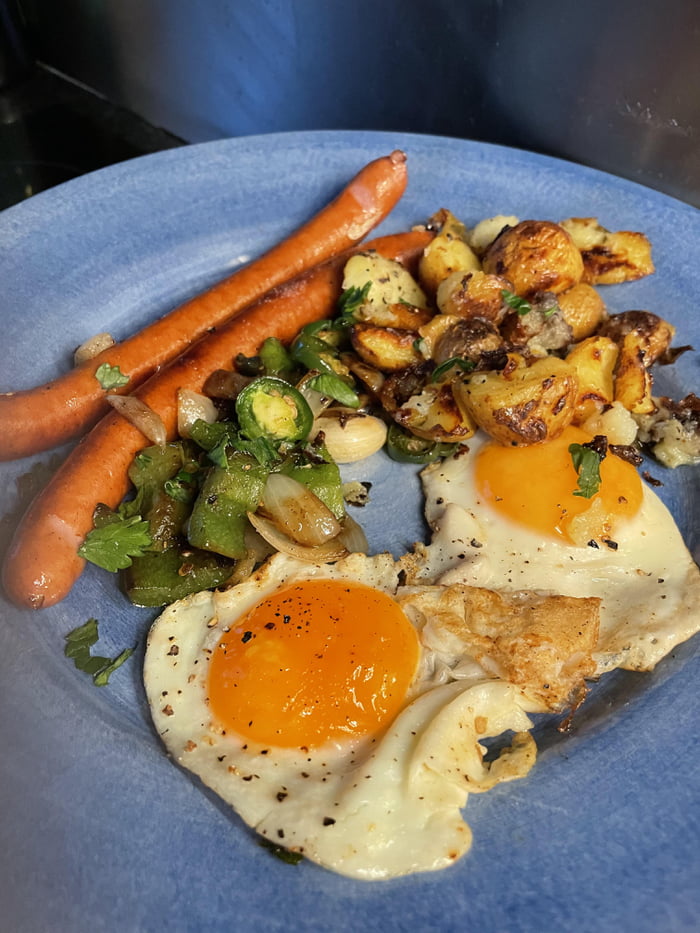 Breakfast sausage eggs peppers and potatoes. 9GAG