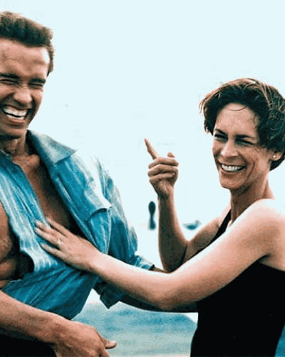 1994 Arnold Schwarzenegger & Jamie Lee Curtis ('True Lies') - 9GAG