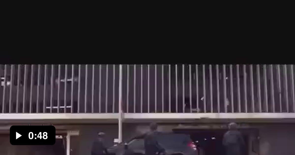 A VFX sequence from a movie with only 3 crew and 15k budget - 9GAG