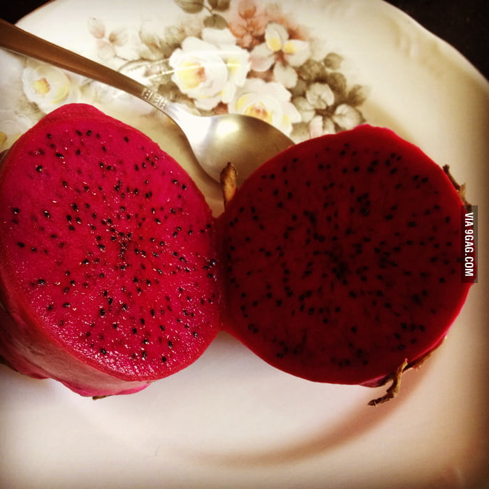 I present you guys the Dragon Fruit - 9GAG