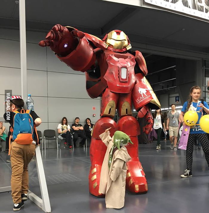 Роботы в спектаклях. Блокли робот задание поляков 4а ответы. Robot experts. Роботы для детей. Исполнителя робота-blockly.