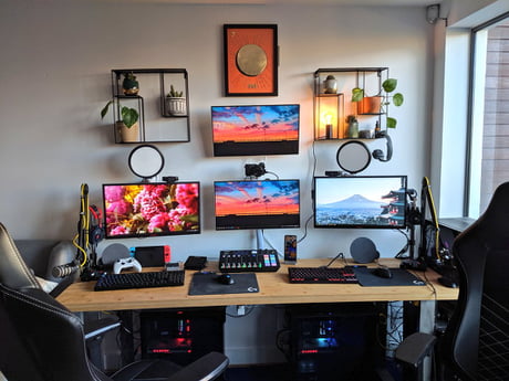 Two Person Three Computer Four Monitor Twitch Battlestation 9gag